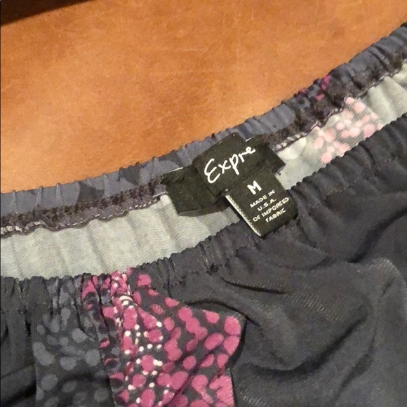 Express Top - Picture 2 of 2